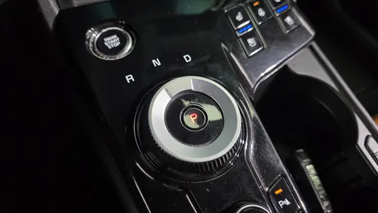 Kia 5 2WD 2023 9