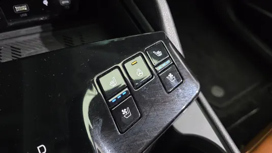 Kia 5 2WD 2023 16