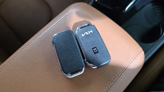Kia 5 2WD 2023 17