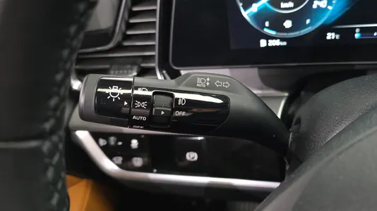 Kia 5 2WD 2023 36