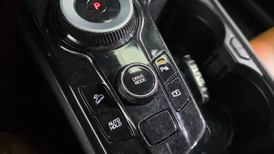 Kia 5 2WD 2023 28