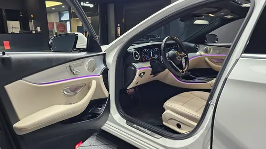 Mercedes-Benz E-Class W213 E350 4MATIC 2021 9