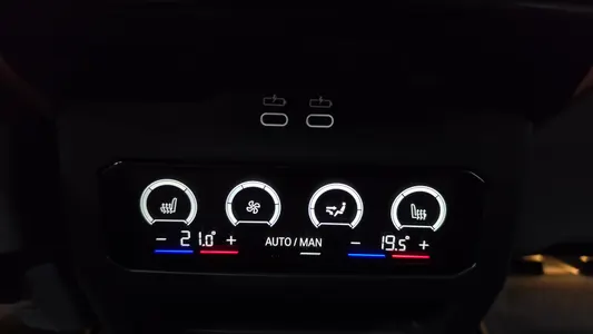 BMW 5 Series (G60) 530i xDrive M 2024 12