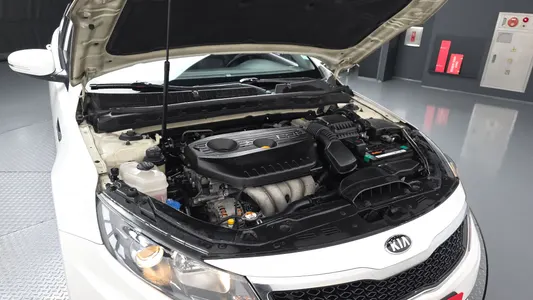 Kia K5 LPI 2012 6