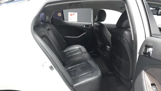 Kia K5 LPI 2012 12