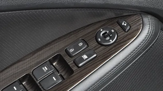 Kia K5 LPI 2012 19