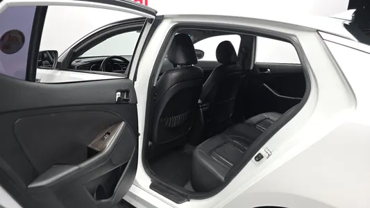 Kia K5 LPI 2012 27