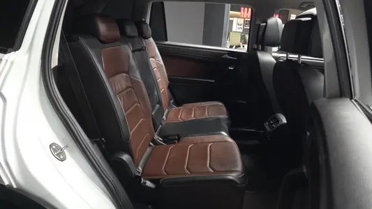 Volkswagen 티구안 올스페이스 2.0 TSI 2023 12