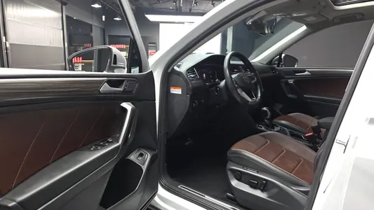 Volkswagen 티구안 올스페이스 2.0 TSI 2023 10