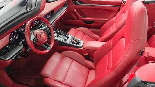 Porsche 911 (992) 4 2023 6