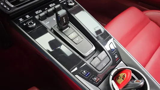 Porsche 911 (992) 4 2023 8