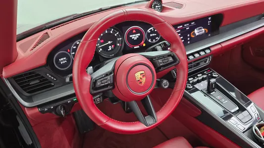 Porsche 911 (992) 4 2023 12