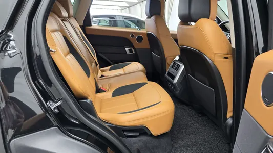 Land Rover 2 3.0 SDV6 HSE 2019 11