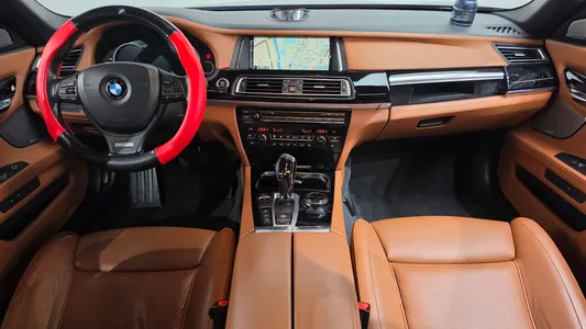 BMW 7 Series (F01) 750Li xDrive 2015 7