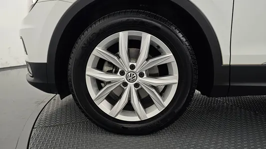 Volkswagen 2 2.0 TDI 2020 5