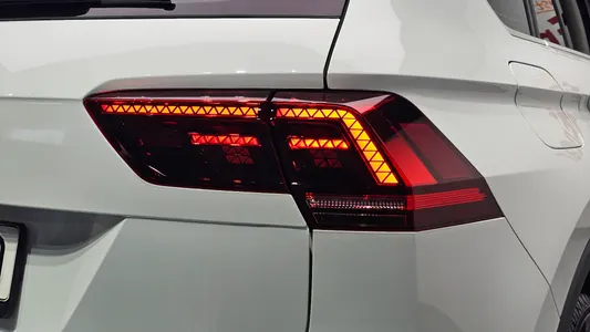 Volkswagen 2 2.0 TDI 2020 23