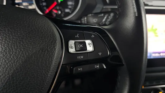 Volkswagen 2 2.0 TDI 2020 31