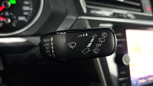 Volkswagen 2 2.0 TDI 2020 32