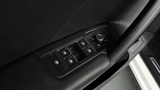 Volkswagen 2 2.0 TDI 2020 28