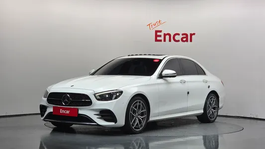 Mercedes-Benz E-Class W213 E220d 4MATIC AMG Line 2021