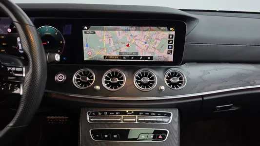 Mercedes-Benz E-Class W213 E220d 4MATIC AMG Line 2021 12