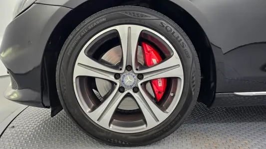 Mercedes-Benz E-Class W213 E300 4MATIC 2016 4
