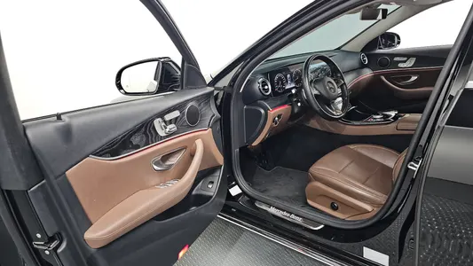 Mercedes-Benz E-Class W213 E300 4MATIC 2016 9