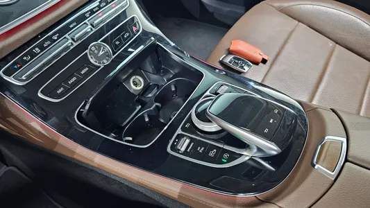 Mercedes-Benz E-Class W213 E300 4MATIC 2016 17