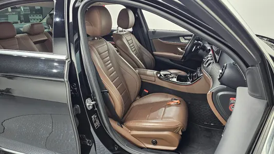 Mercedes-Benz E-Class W213 E300 4MATIC 2016 26