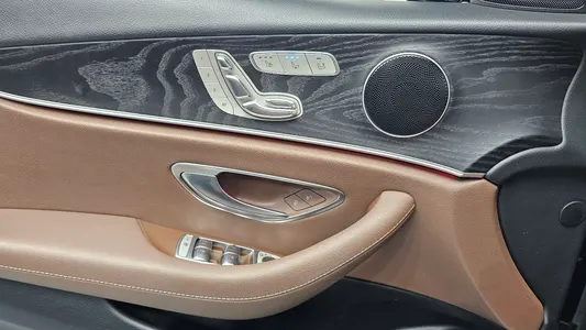 Mercedes-Benz E-Class W213 E300 4MATIC 2016 28