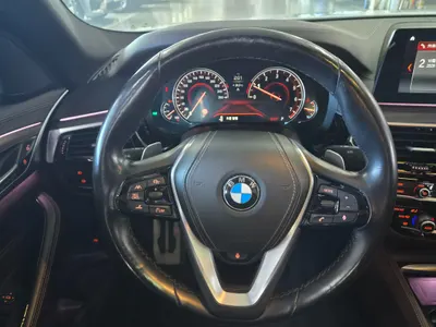 BMW 5 Series (G30) 530i M 2018 12