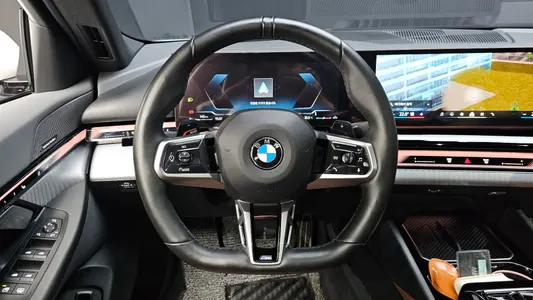BMW 5 Series (G60) 530i xDrive M 2025 13