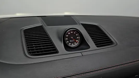Porsche (PO536) 3.0 2020 31