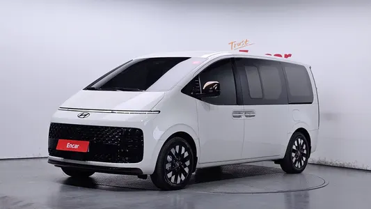Hyundai Staria HEV 1.6 9 2025