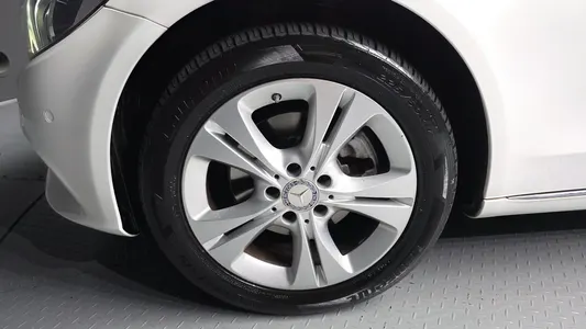 Mercedes-Benz C-Class W205 C220 d 4MATIC 2015 4