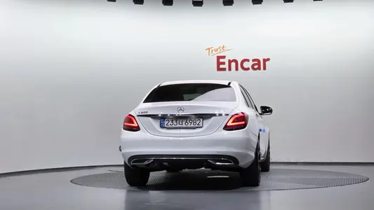 Mercedes-Benz C-Class W205 C200 2020 4