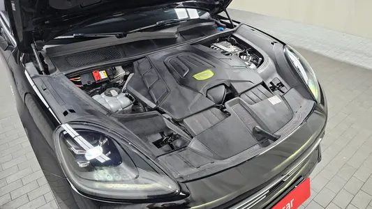 Porsche (PO536) 3.0 E- 2022 5