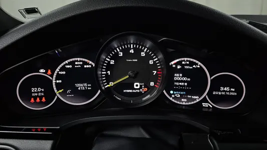 Porsche (PO536) 3.0 E- 2022 7