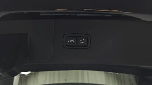 Porsche (PO536) 3.0 E- 2022 15