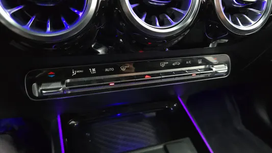 Mercedes-Benz EQA H243 EQA250 AMG 2022 31