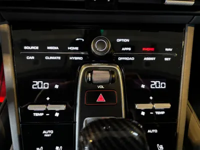 Porsche (PO536) 3.0 E- 2020 12