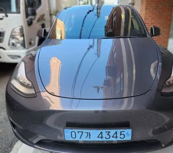 Tesla Y AWD 2021