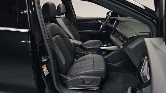 Audi Q4 e- (F4) 45 2025 12