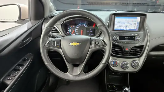Chevrolet Spark LT 2019 14