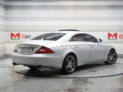 Mercedes-Benz CLS-Class W219 CLS350 2008 4