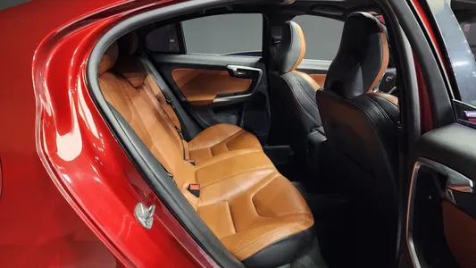 Volvo S60 T5 2014 11