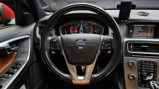 Volvo S60 T5 2014 13