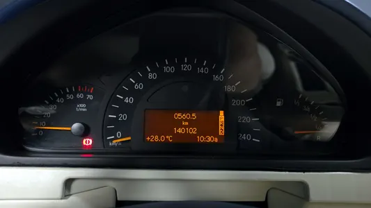 Mercedes-Benz G-Class W463 G500 2003 8
