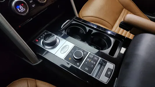 Land Rover 5 3.0 TD6 HSE 2018 9