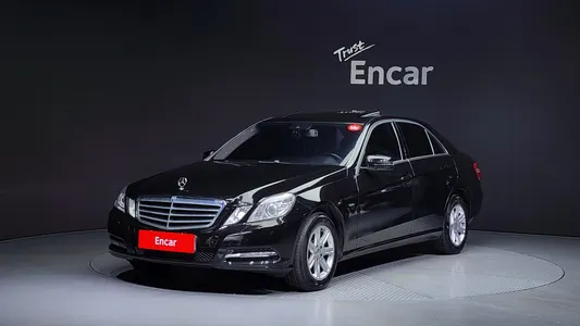 Mercedes-Benz E-Class W212 E200 CGI 2012